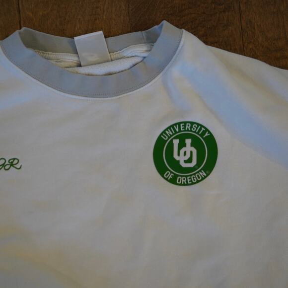 Nike University Oregeon 1876 Long Sleeve Crop Sweatshirt White Womens Size Large - Picture 5 of 9